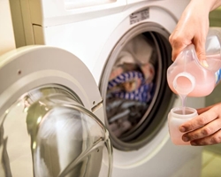 Errores comunes al lavar la ropa en la lavadora 