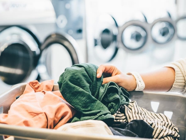 ¿Sabías que lavar la ropa en lavanderías autoservicio tiene un menor impacto para el medio ambiente? 